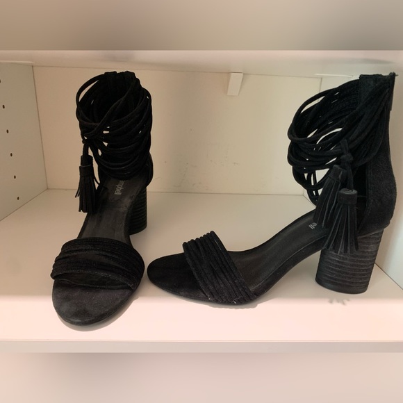 Jeffrey Campbell “Pallas Ankle Strap” Sandal - Picture 8 of 8